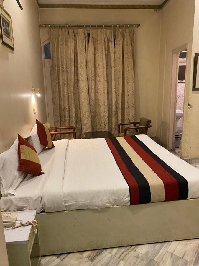Lavi Hotel Hari Darshan - 10 Meter From Golden Temple Amritsar Exterior foto